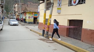 Poste de alumbrado eléctrico es un alto riesgo para transeúntes de Huancavelica