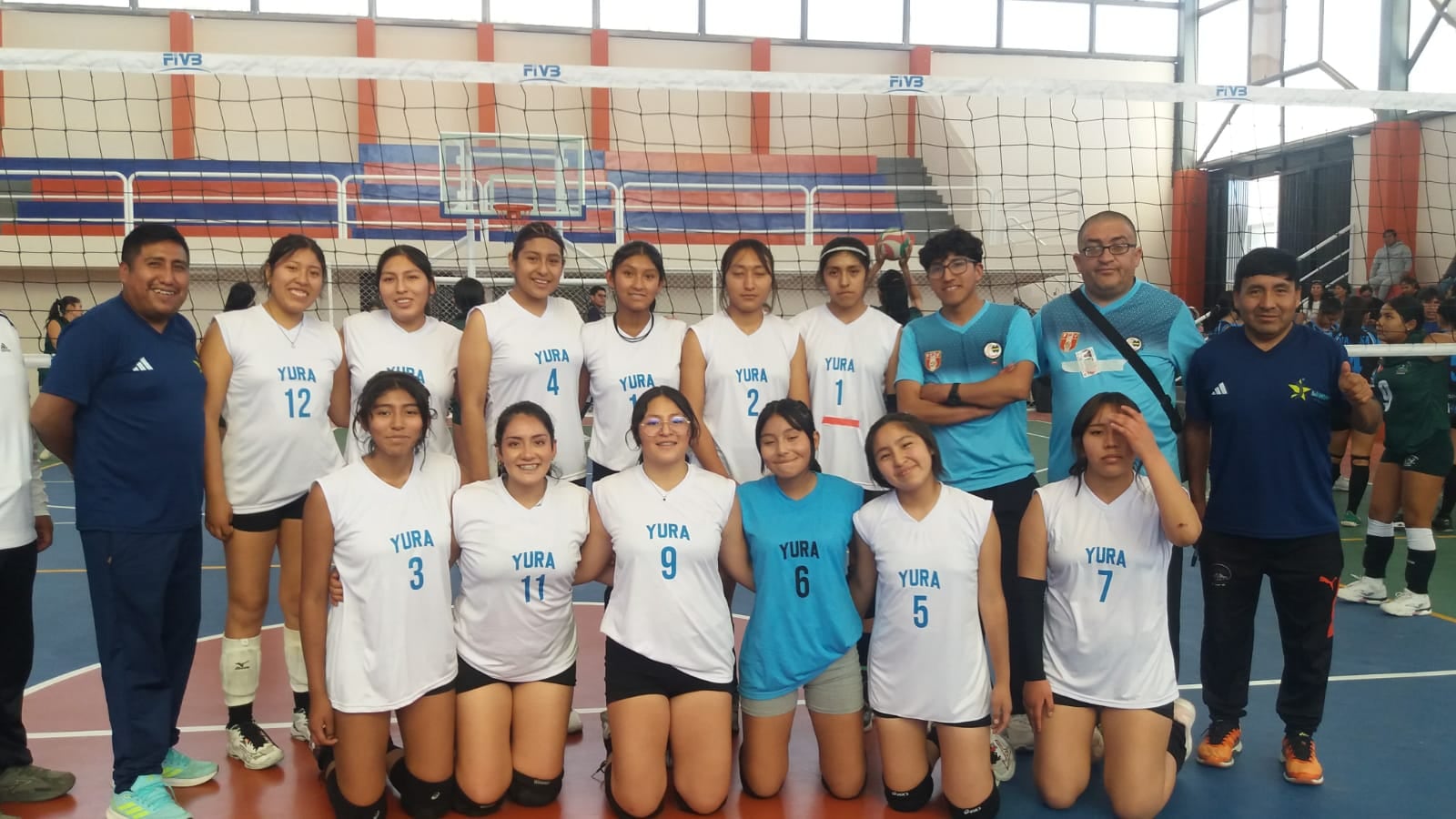 Selección de Yura en vóley menores U-17 en Arequipa. Foto: Liga Provincial de Voleibol de Arequipa.