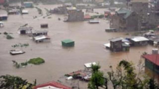 Filipinas: 24 muertos tras paso de tormenta tropical "Ofel"