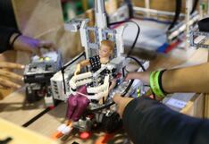 Silla multifuncional para personas con discapacidad gana hackathon en robótica