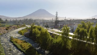 Un nuevo convenio: agua y mejor saneamiento para Arequipa