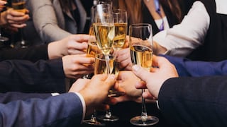Guía clave para comportarse en las fiestas de fin de año y cuidar la imagen profesional