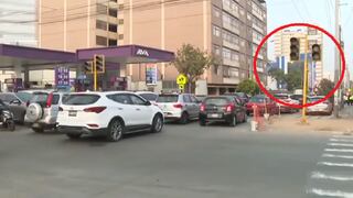 Cercado de Lima: Congestión vehicular en Av. Petit Thouars por semáforos malogrados y obras