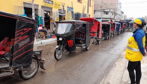 Mototaxis infringen ordenanza municipal que prohíbe el ingreso al centro de Chiclayo.