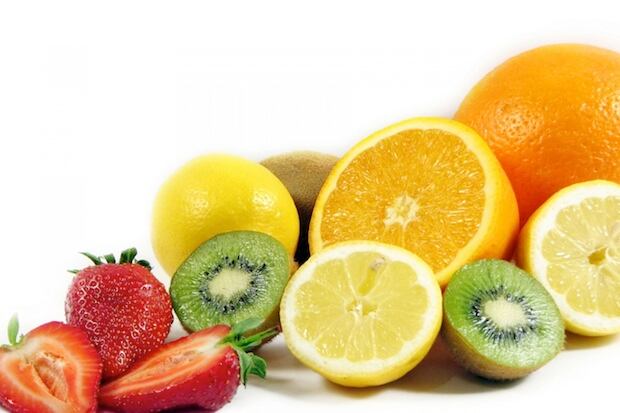 Para fortalecer el sistema inmunológico de escolares es recomendable incluir en las loncheras las frutas cítricas.