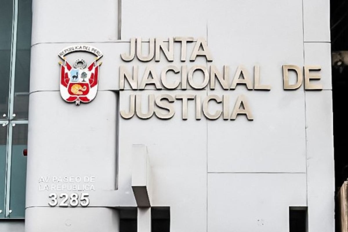 María Teresa Cabrera Vega remitió un oficio a Bernardo Pachas Serrano reiterando pedidos pendientes y otorgó cinco días hábiles para la entrega de la documentación solicitada. (Foto: Andina)