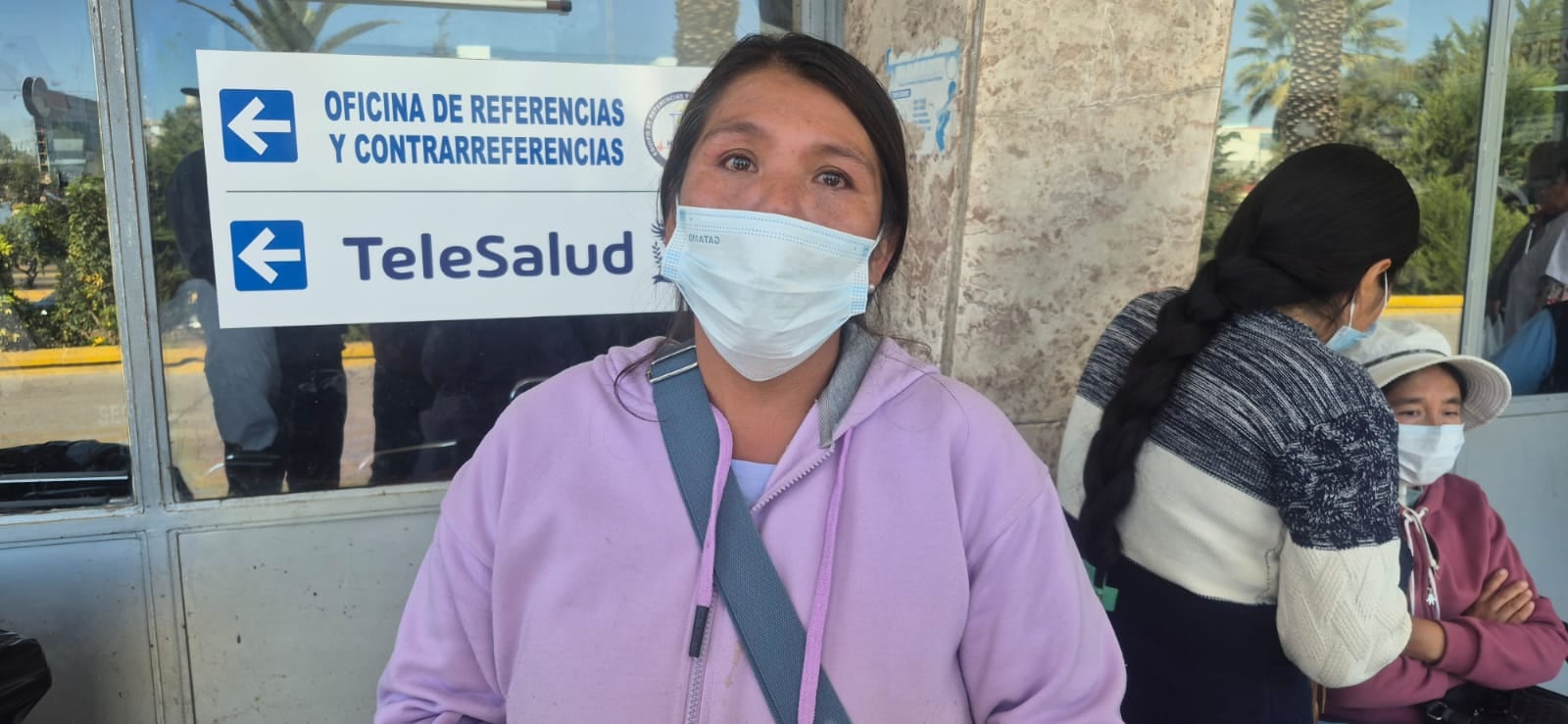 Cleofe Huisa pide por la salud de su hija. Foto: GEC