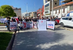 Ahora Nación realiza plantón frente al JEE Huancayo por exclusión de listas