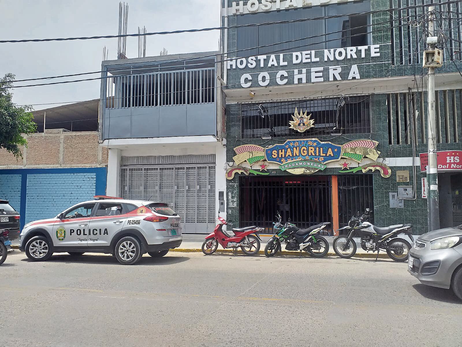 El presunto delincuente que fue capturado en medio de un fuego cruzado con el personal de Águilas Negras habría delatado que dos policías estaban involucrados