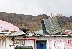 Parroquia, colegio y tres casas sin techo por ventarrón en la provincia de Castilla de Arequipa