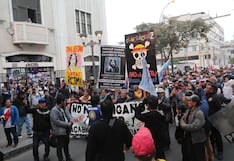 Cercado de Lima: Ciudadanos marchan contra Dina Boluarte y el Congreso ante ola de extorsiones (FOTOS)