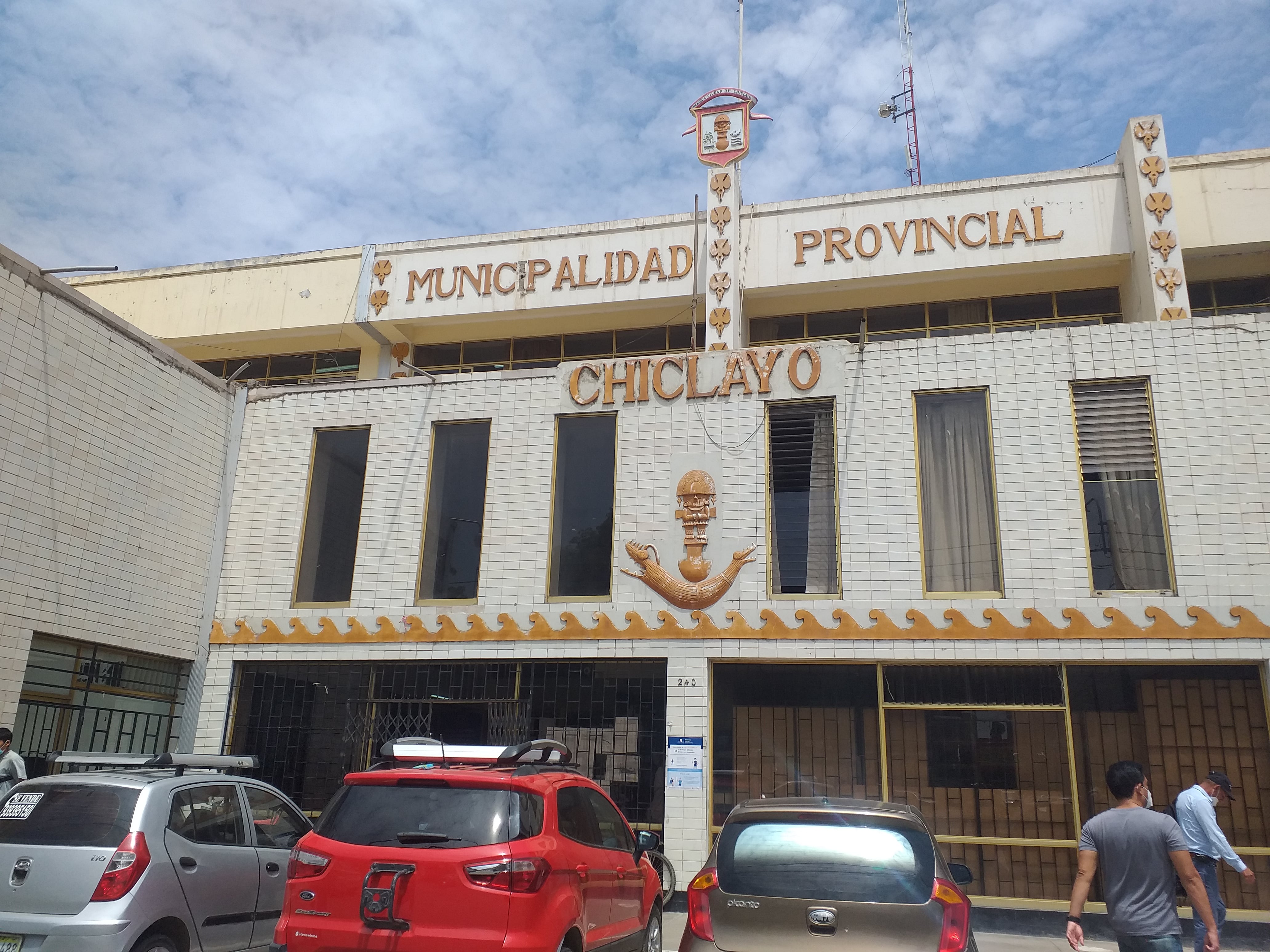 Nuevo hecho controversial entre trabajadores de municipio.