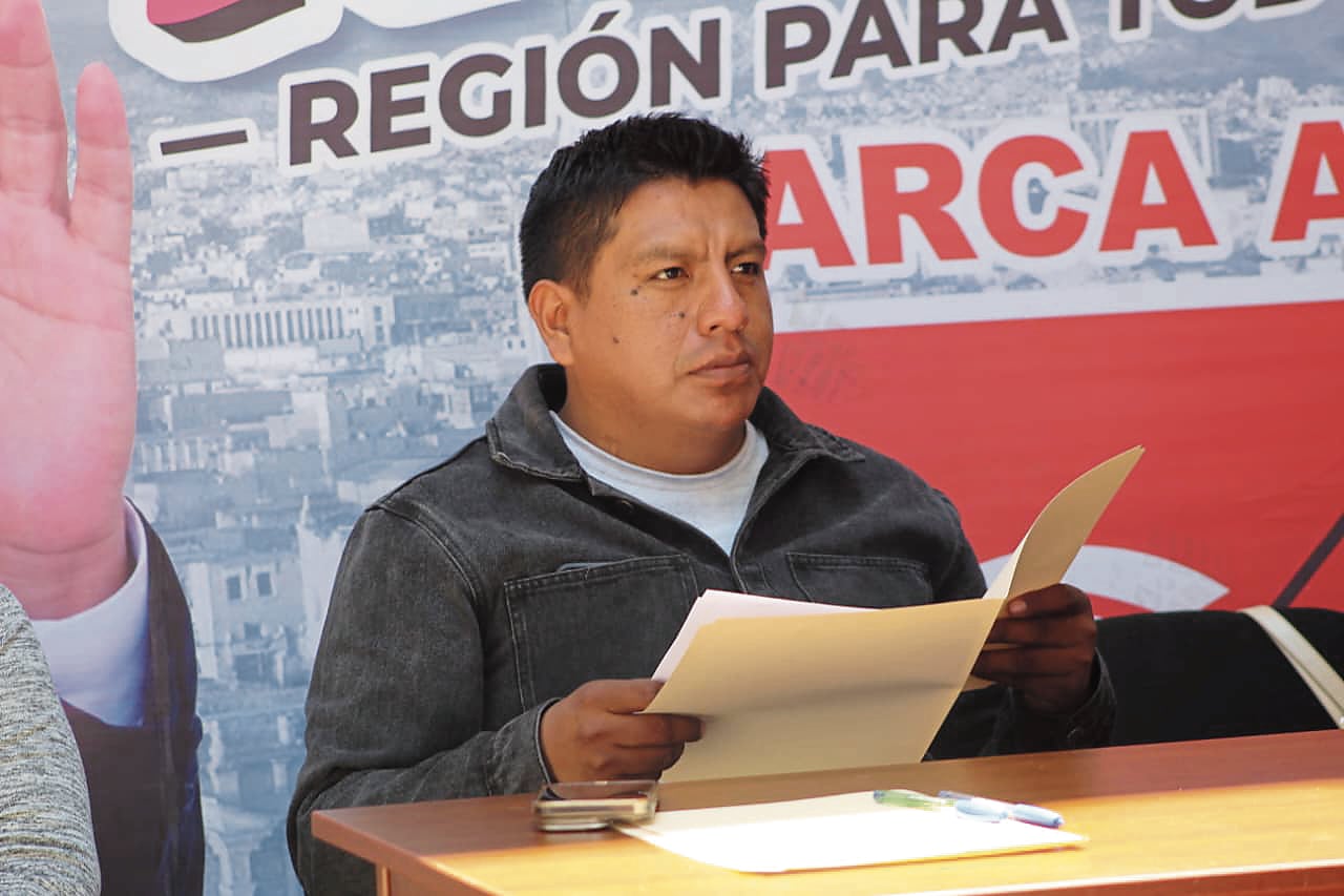 Segunda vuelta en Arequipa: Jenry Huisa niega tener procesos judiciales