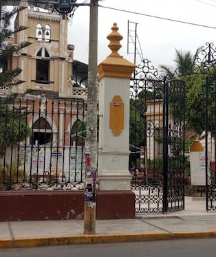 Mujer se encuentra internada en el Hospital Las Mercedes.