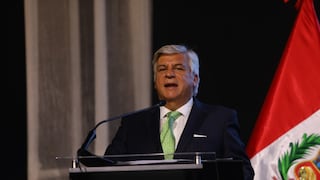 Fernando Olivera: “Vivimos horas de prueba para el Perú”