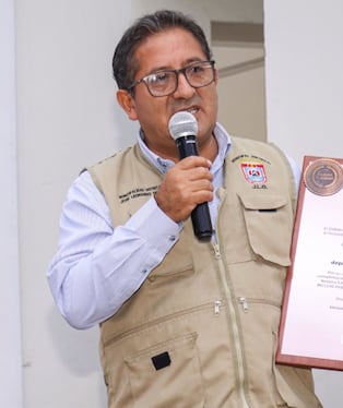 Elber Requejo fue vacado por contratar a su sobrina.
