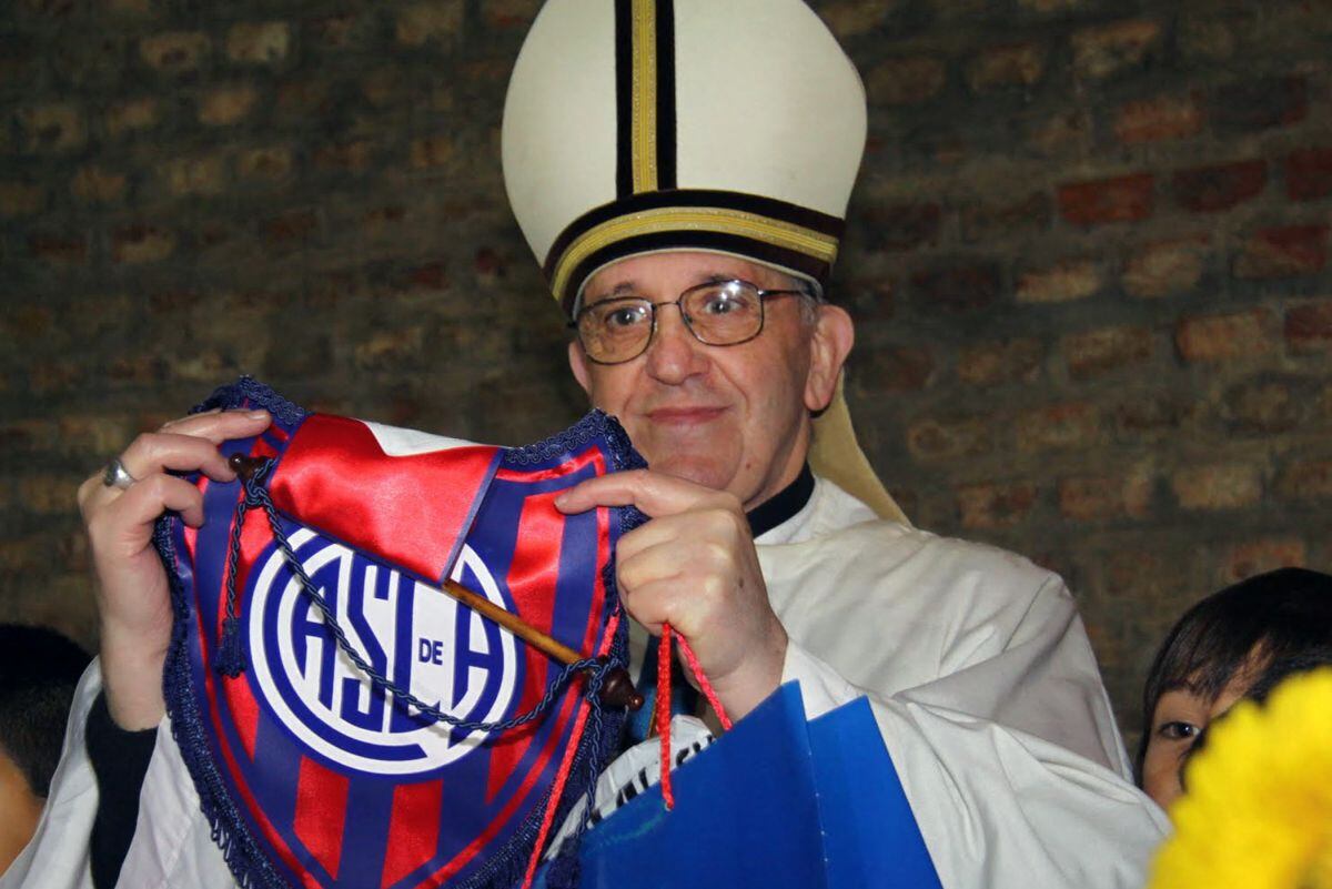 El equipo deportivo le dedicó un emotivo mensaje en redes sociales para despedir al papa Francisco, recordado socio del club y ferviente hincha azulgrana. “¡Estaremos juntos por la eternidad!”, escribió la institución.