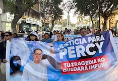 Los pobladores marchan contra los asesinatos ocurridos en la región Piura