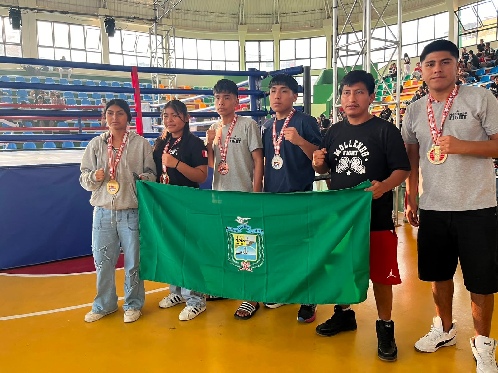 Mollendinos (Arequipa) triunfan en el campeonato nacional de kickboxing, realizado en Lima. Foto: Mollendo Fight.