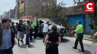 Ate: Patrullero embiste a dos manifestantes durante paro de transportistas