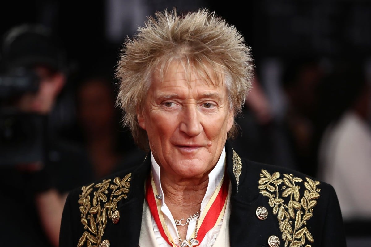 El artista británico suspendió una presentación por problemas de salud, aunque al día siguiente fue visto celebrando el triunfo de Escocia en el Mundial junto a dos de sus hijos. (Foto: Getty)