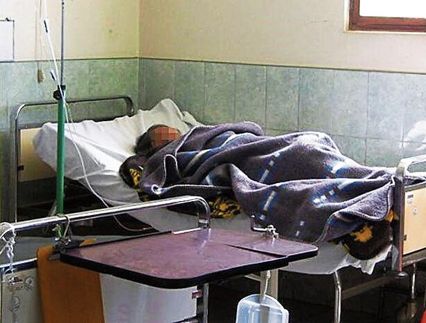 Adulta mayor internada en el hospital Honorio. (Foto: GEC)