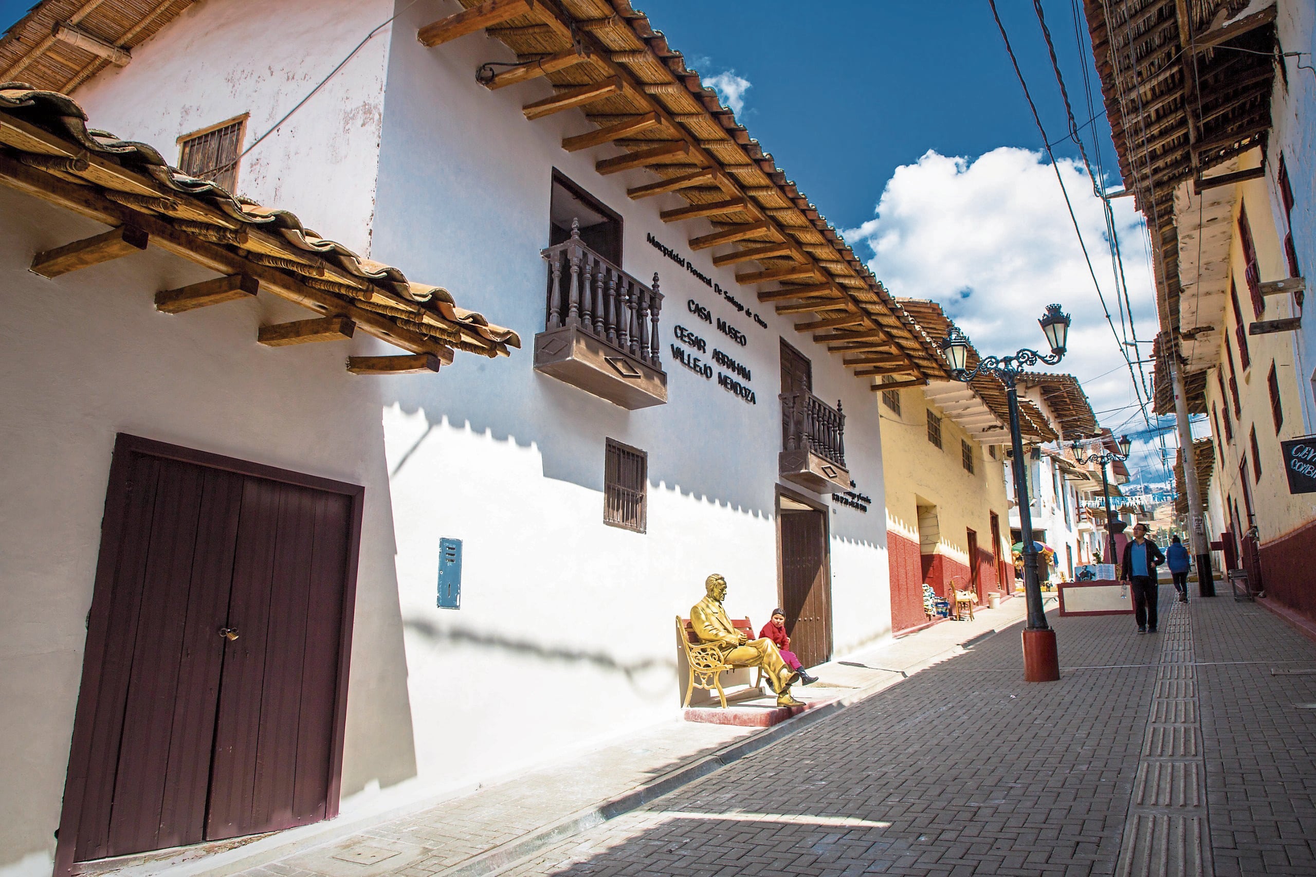 La Dirección de Cultura comprometió su apoyo para la conservación del histórico inmueble.