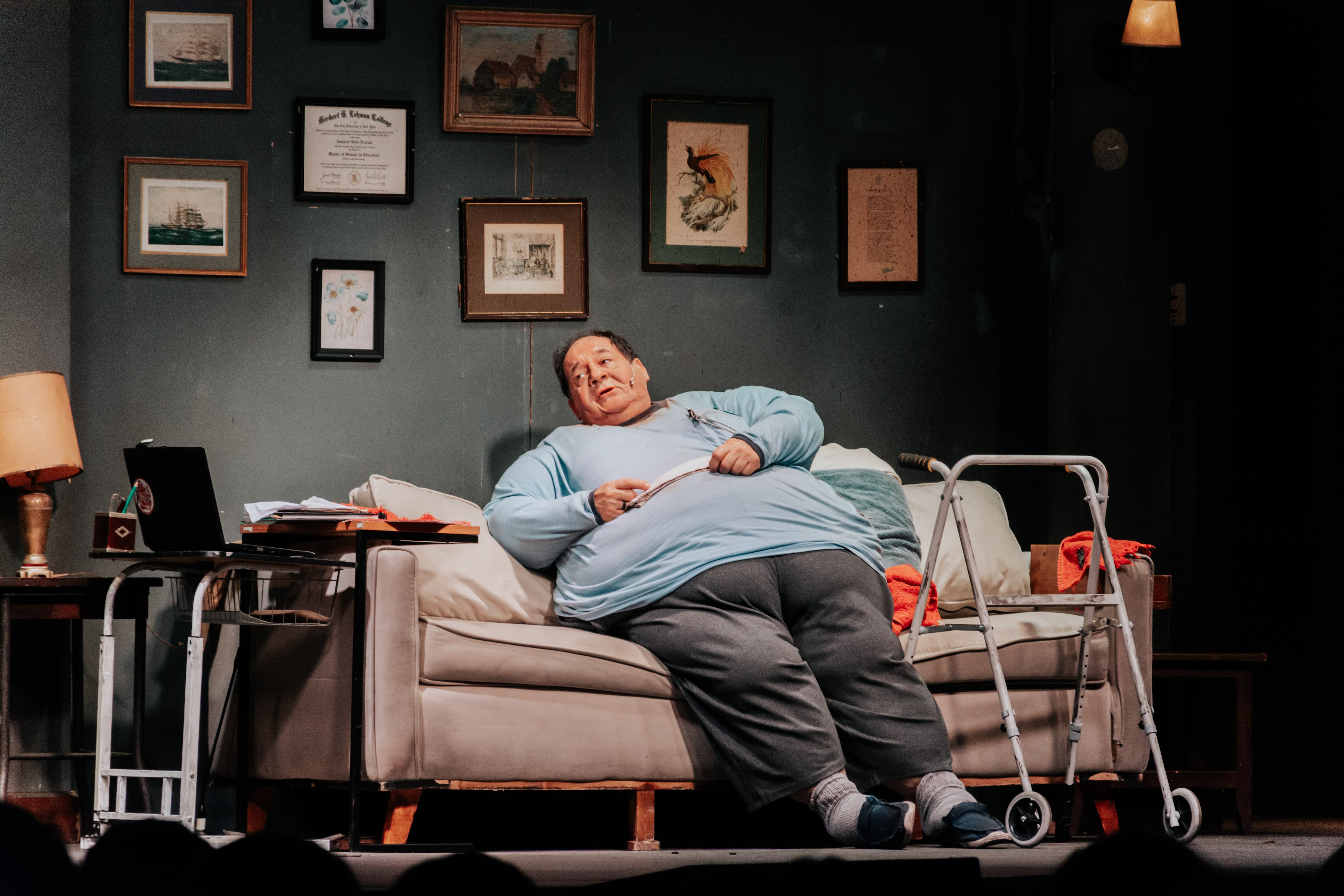 Julio Chávez, protagoniza "La ballena", obra de teatro que se presenta del 5 al 7 de junio en el Teatro Canout.