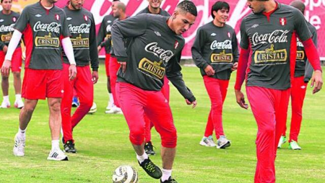 Selección Peruana: Vargas y Pizarro en la lista de convocados para enfrentar a Chile