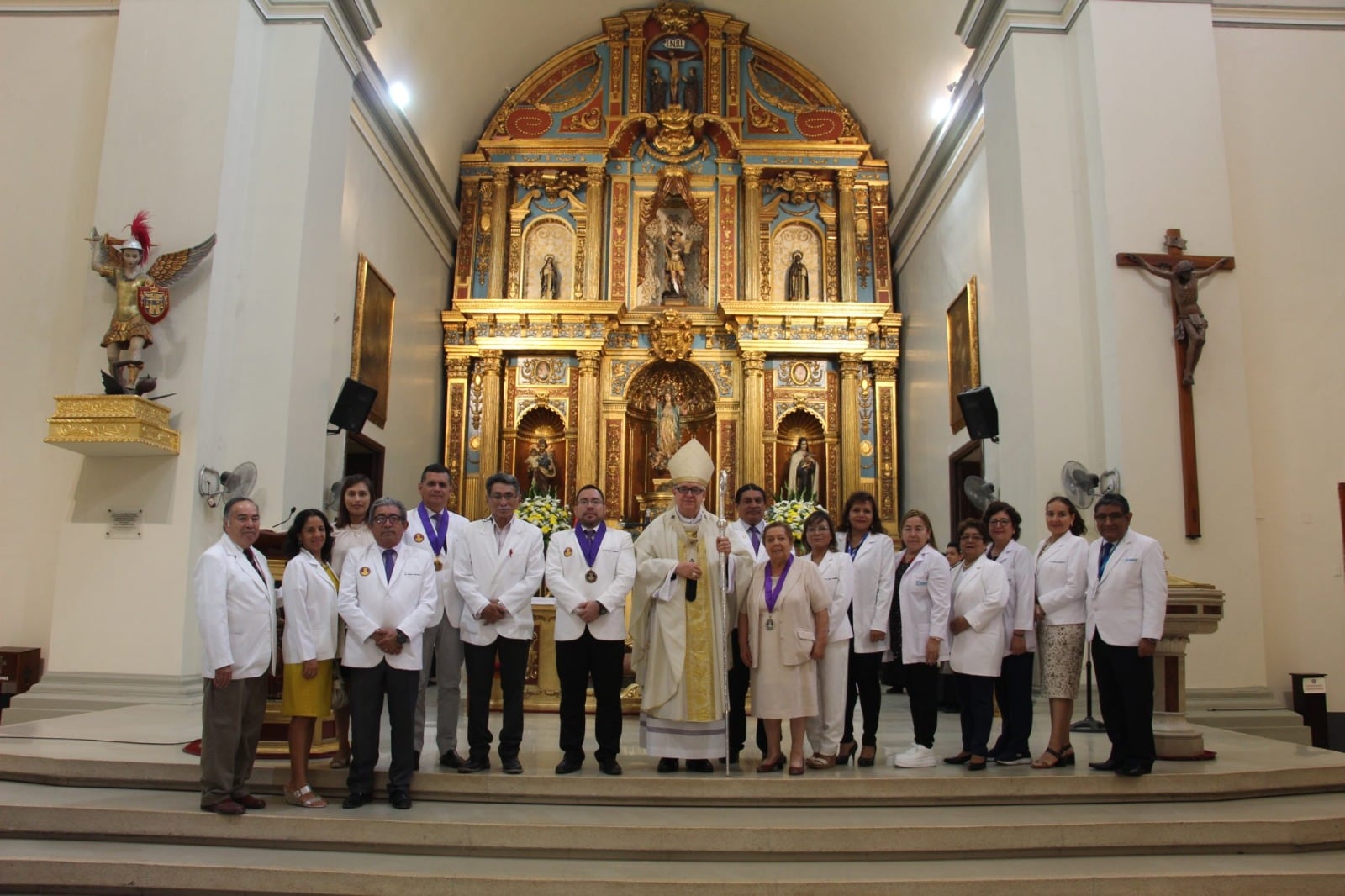 Asimismo reforzar los establecimientos de salud ante un probable Fenómeno El Niño como se viene anunciando