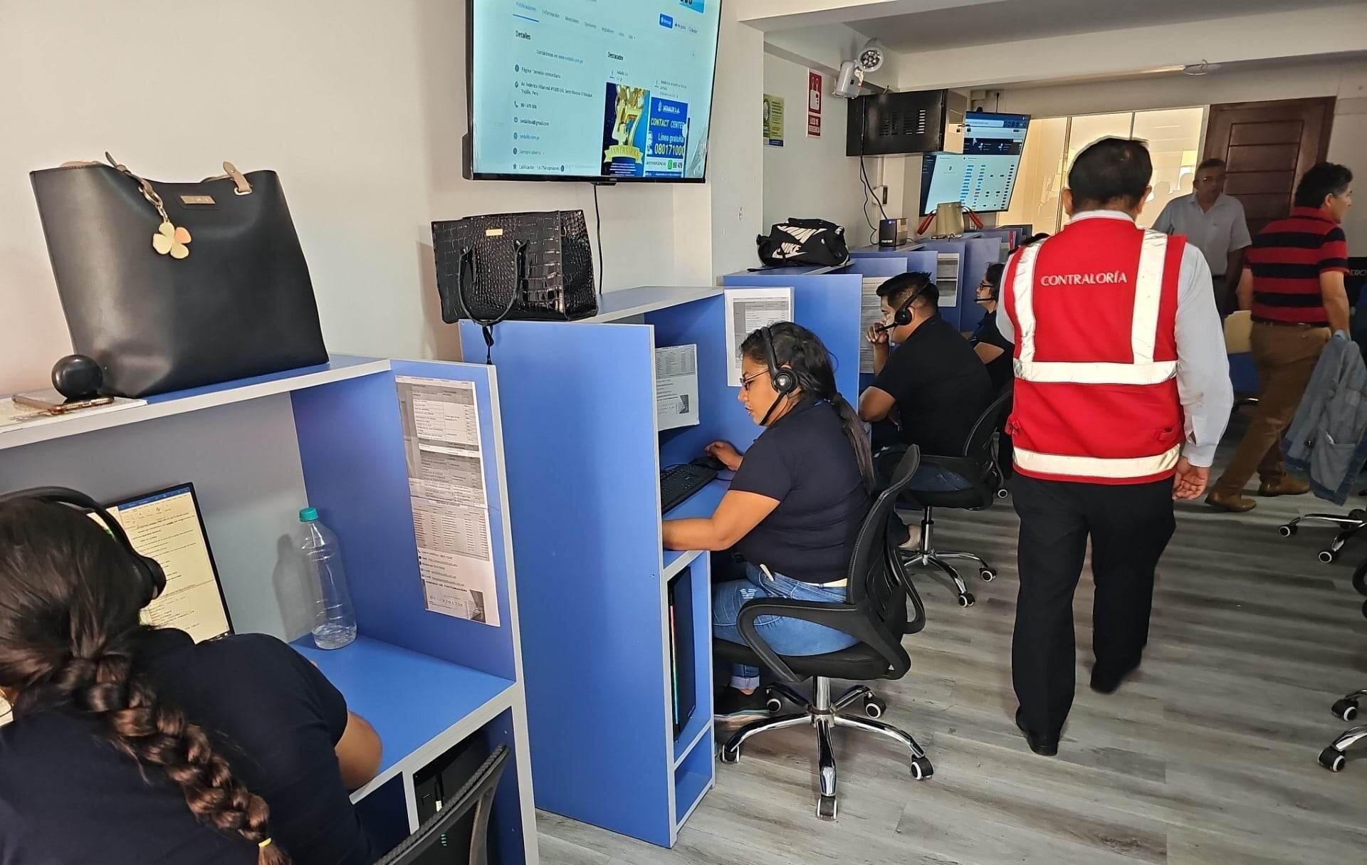 Contratista no ha implementado lo requerido para atender, a través del Contac Center FonoLib.