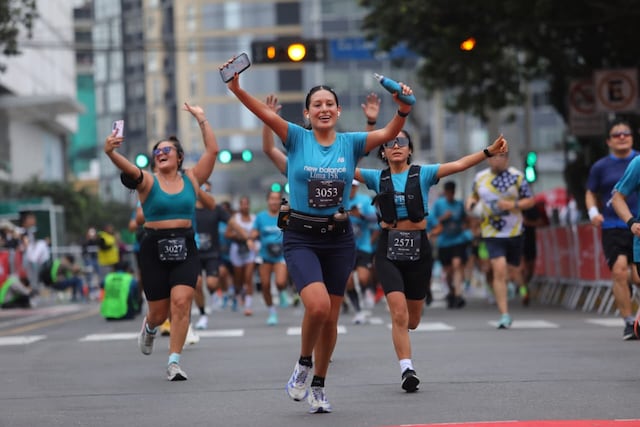 Maratón New Balance 15K Powerade by El Comercio reúne a miles de corredores en Lima (Fotos: Antonio Melgarejo/GEC)
