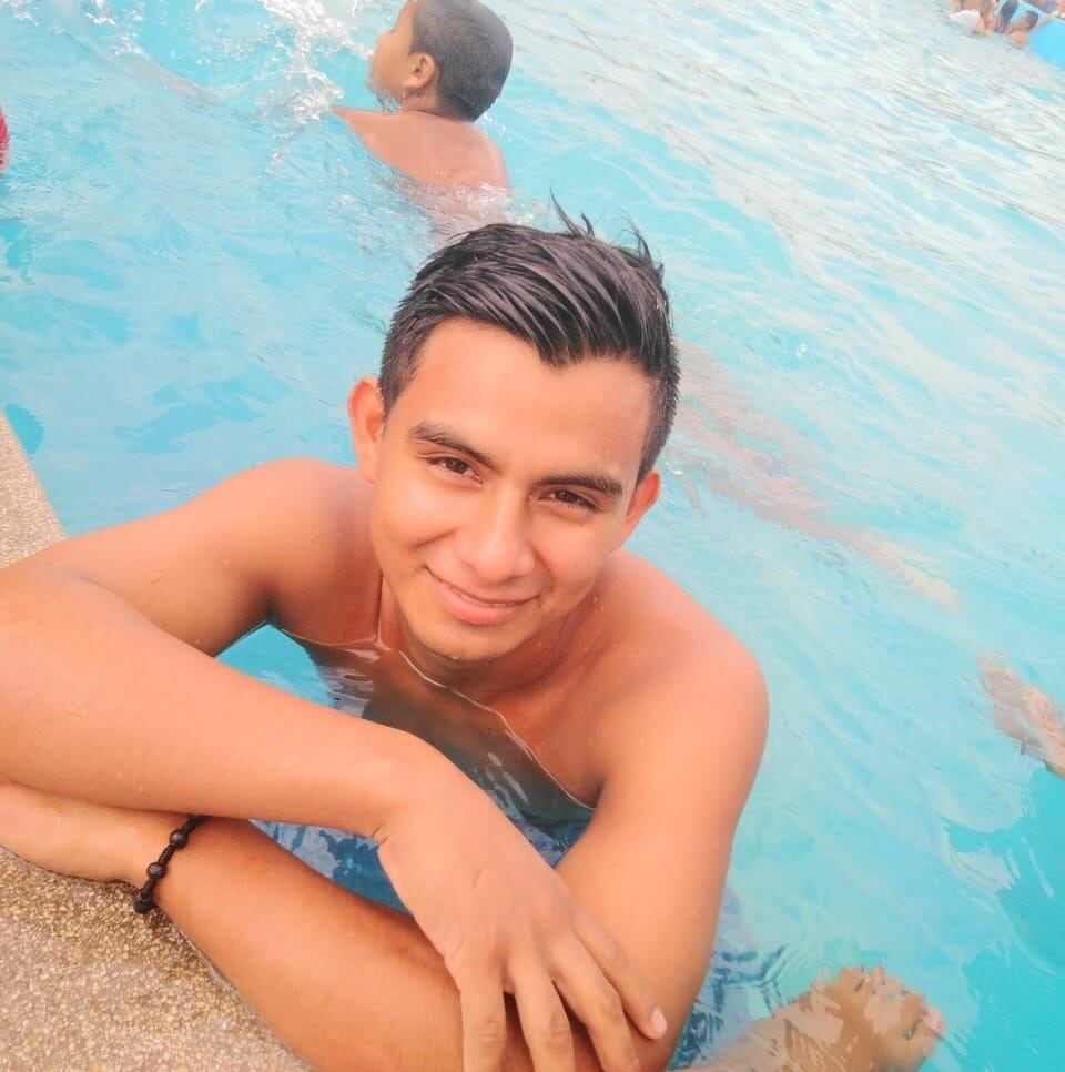 Policía intensifica la búsqueda de este sujeto que se dio a la fuga