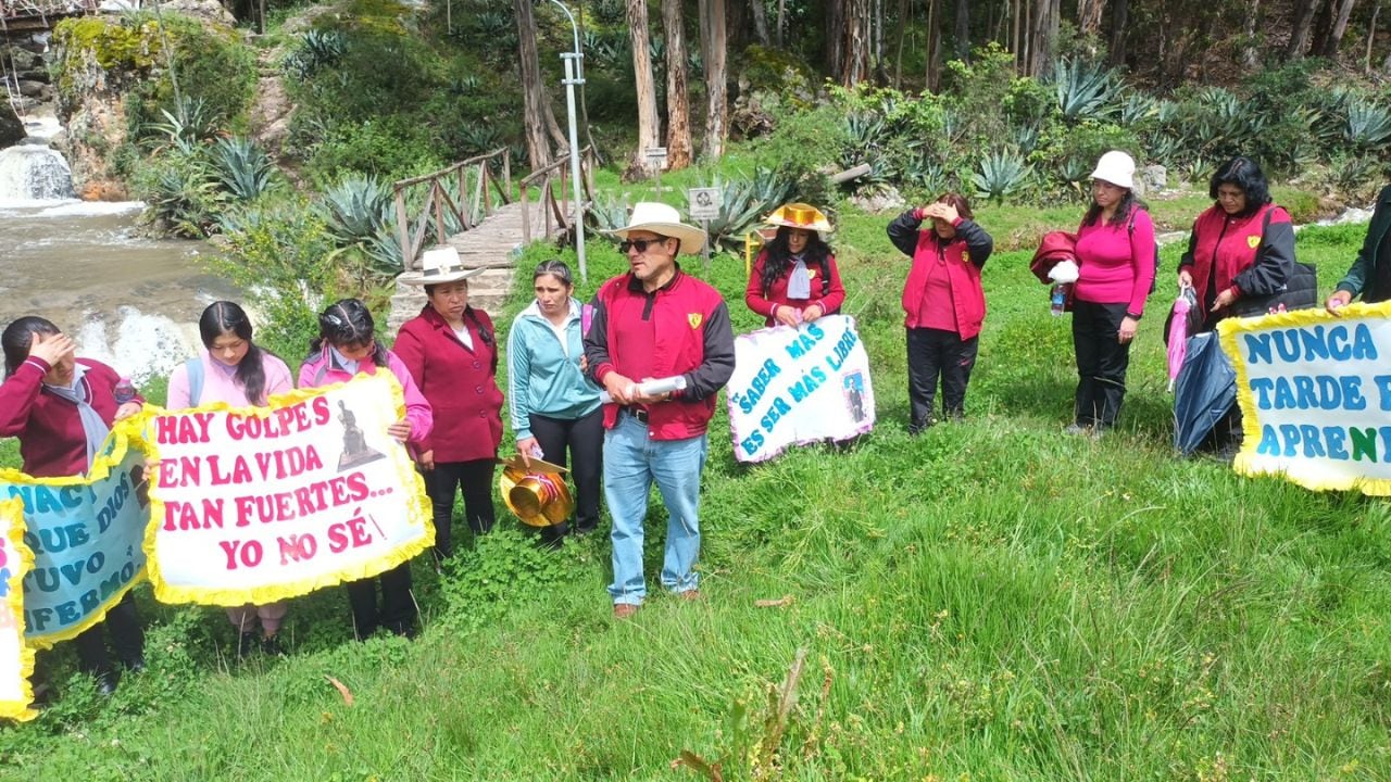 La iniciativa permite articular educación, salud y desarrollo local, involucrando a docentes, estudiantes y familias en la mejora de los aprendizajes.