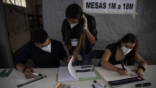 Abren las mesas de voto en Chile para el histórico plebiscito constitucional