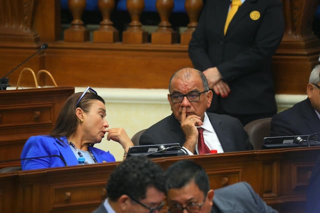 Senado aprueba con 35 votos facultades legislativas al Gobierno por 90 días (Foto: Antonio Melgarejo/GEC)