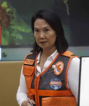 Keiko Fujimori anuncia despliegue de ministros por lluvias y suspensión de vuelos en Tacna