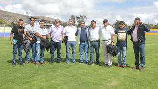 Miembros del ADFP inspeccionan el estadio Ciudad de Cumaná