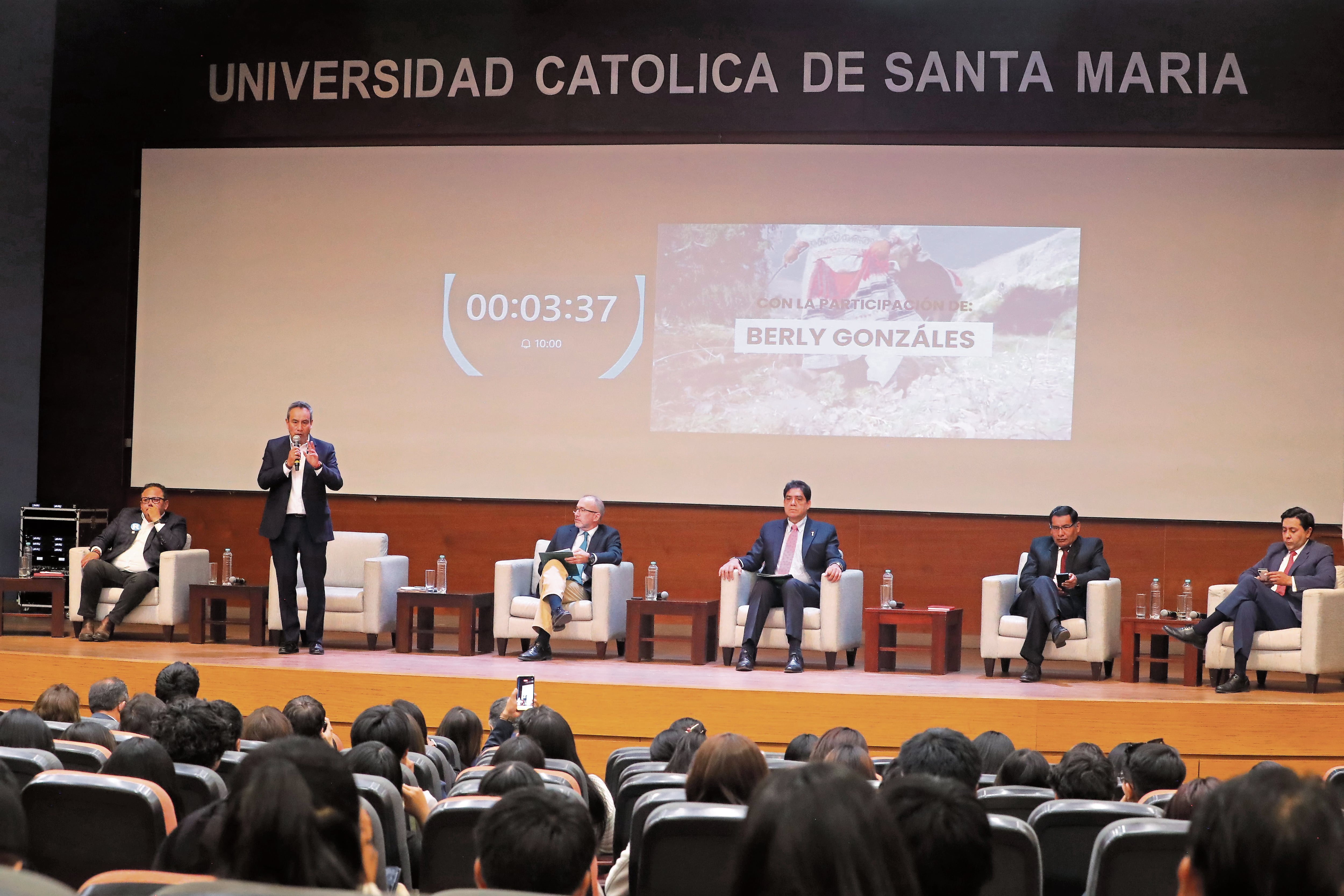 Candidatos al Gobierno Regional de Arequipa. (Foto: Omar Cruz/@photo.gec)
