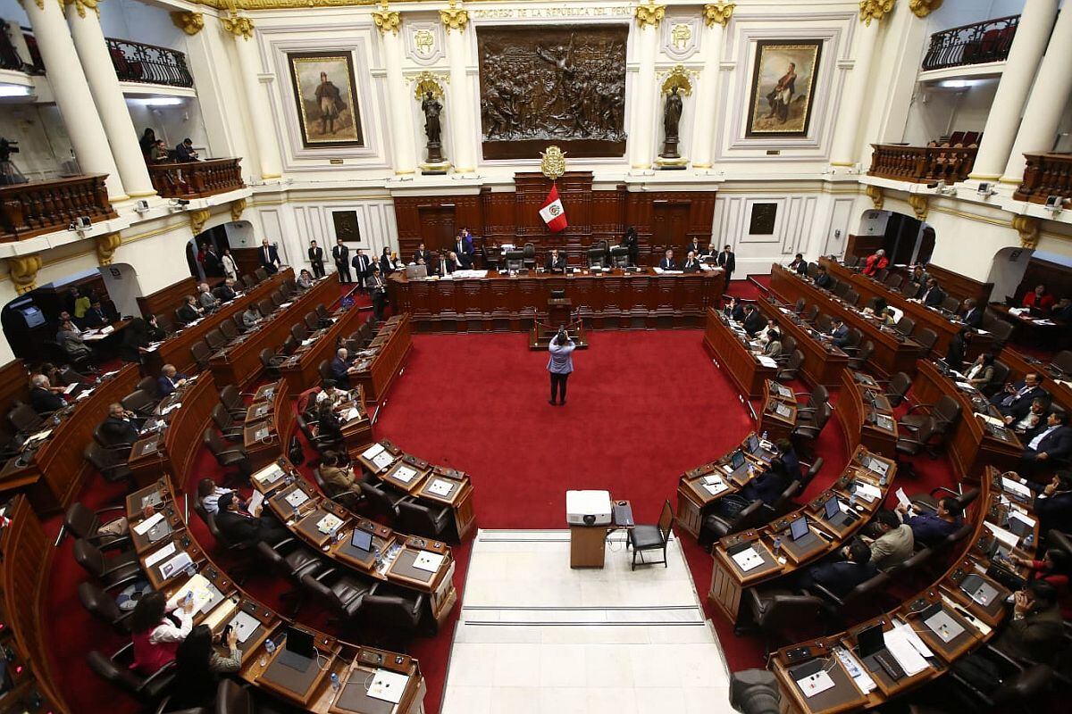 El pleno del Congreso aprobó facultar a la Comisión Permanente para que pueda legislar. (Foto: GEC)
