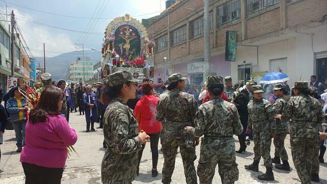General del Ejército Peruano hace conmovedor pedido al Señor de los Milagros (VIDEO)