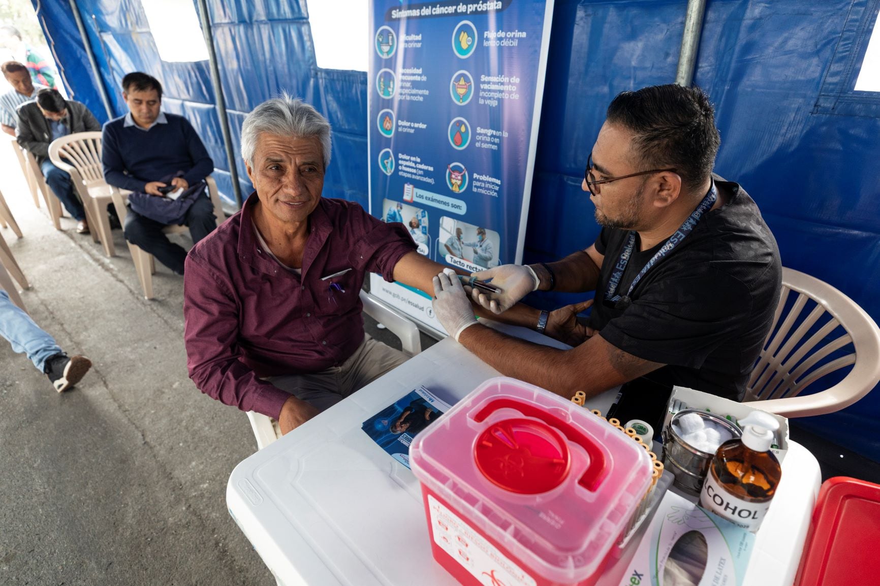 En el marco del Día Mundial del Cáncer de Próstata, especialistas advirtieron que esta enfermedad suele desarrollarse sin síntomas en sus etapas iniciales, lo que dificulta su detección oportuna.