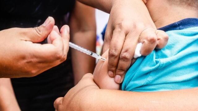 Vacunación a niños de 5 a 11 años contra COVID-19: ¿Qué síntomas podrían presentar? 