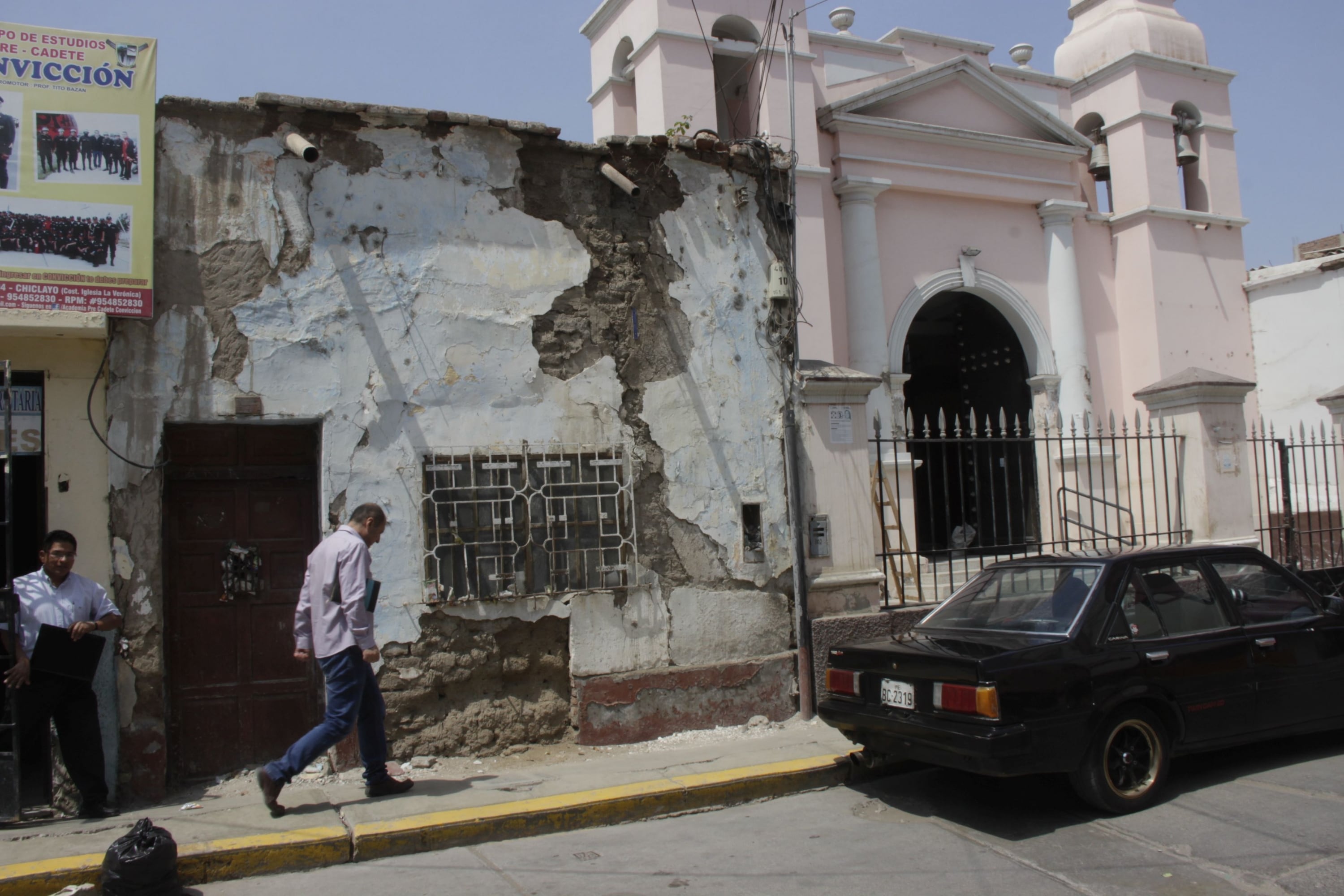 Casonas en Chiclayo están a punto de colapsar.