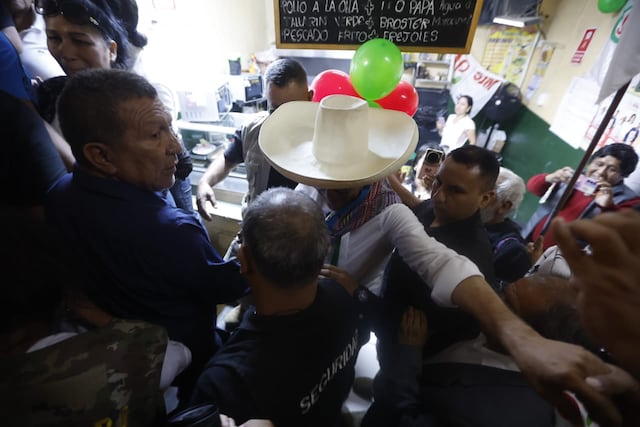 Roberto Sánchez en San Juan de Miraflores (Fotos: Jesús Saucedo/GEC)