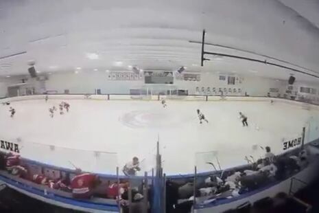 Estados Unidos: Tres muertos, entre ellos el agresor, en un tiroteo durante partido de hockey