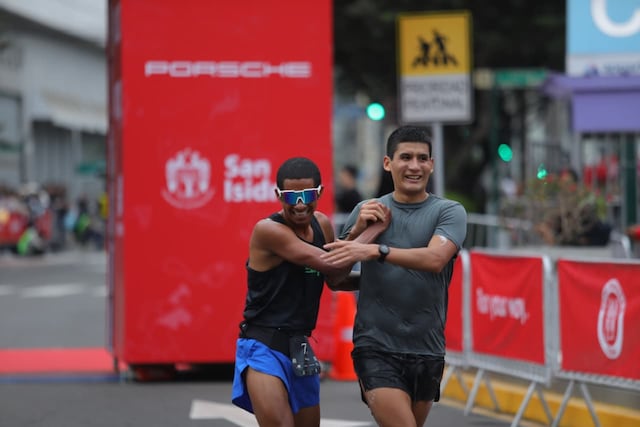 Maratón New Balance 15K Powerade by El Comercio reúne a miles de corredores en Lima (Fotos: Antonio Melgarejo/GEC)