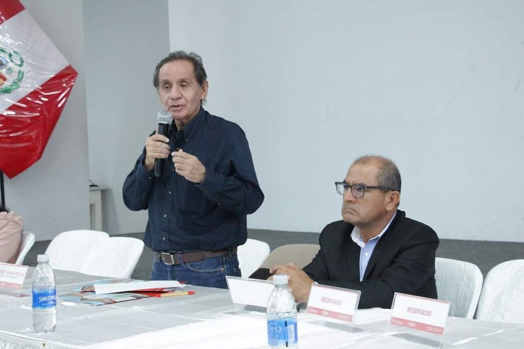 Antes de renunciar a gerencia municipal, Samuel Chuzón adjudicó una obra a su exsocio, con quien integró consorcio para obras, e incluso le aprobó un adicional.