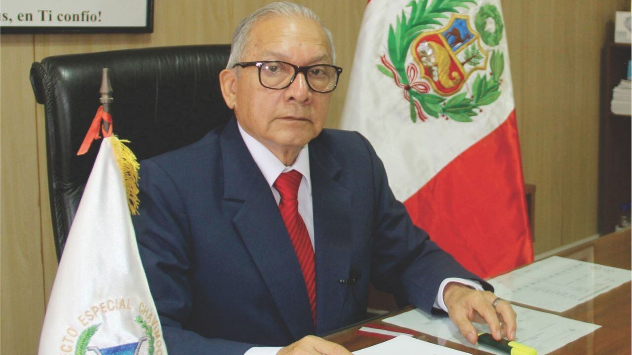 Exgerente del megaproyecto instó a César Acuña y a sus funcionarios a mostrar la ley o decreto supremo que crea esa parte de la obra. Como eso no existe, les pidió que se preocupen en terminar la III etapa, cuyos trabajos llevan paralizados 10 años y no habría fecha para su reanudación.