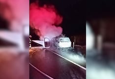 Arequipa: Camioneta se incendia en la Panamericana Sur, en Cocachacra (VIDEO)